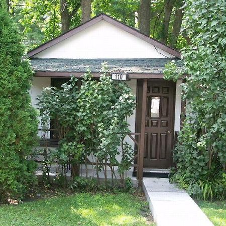 Chalet Beaconsfield Motel מראה חיצוני תמונה