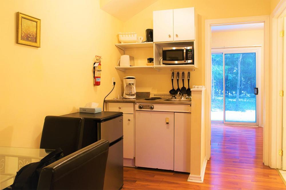 Chalet Beaconsfield Motel מראה חיצוני תמונה